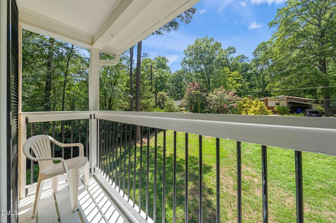 Photo of 721 Tinkerbell Road