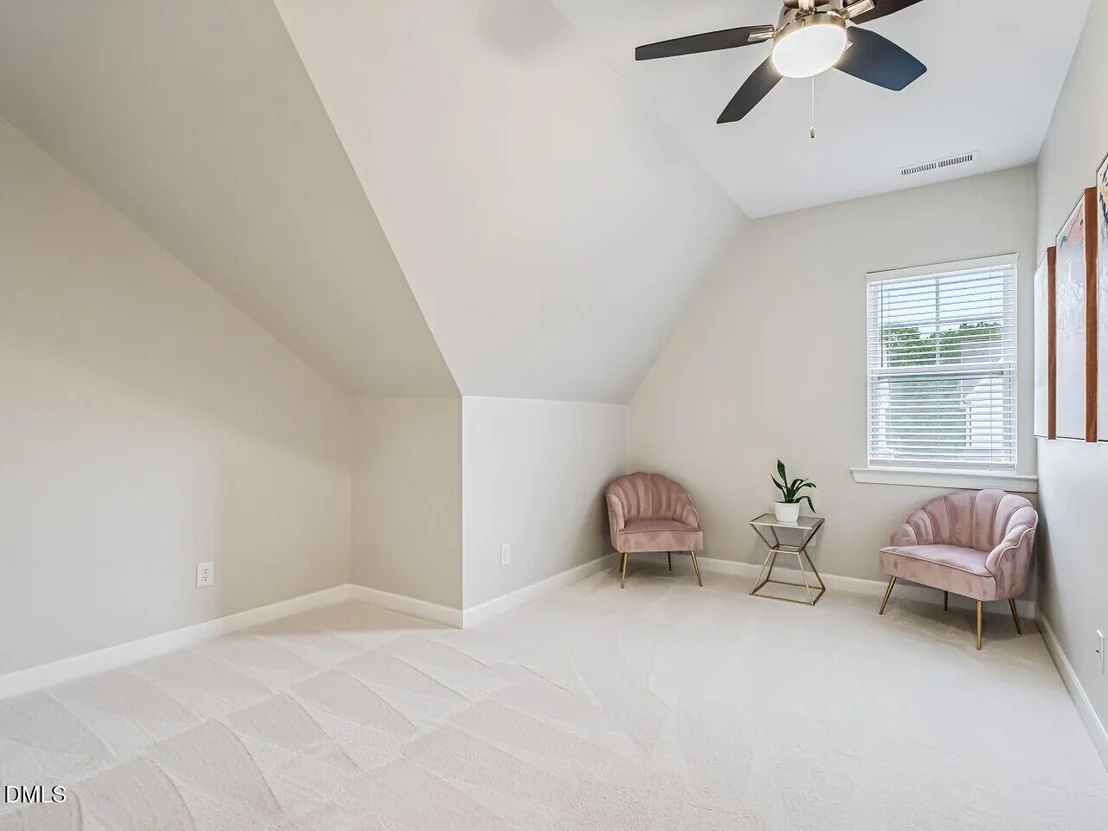 Photo of 637 Future Islands Way