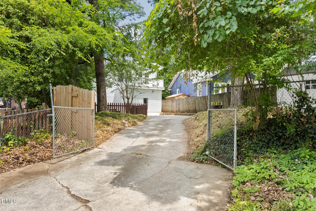 Photo of 1713 Avondale Drive