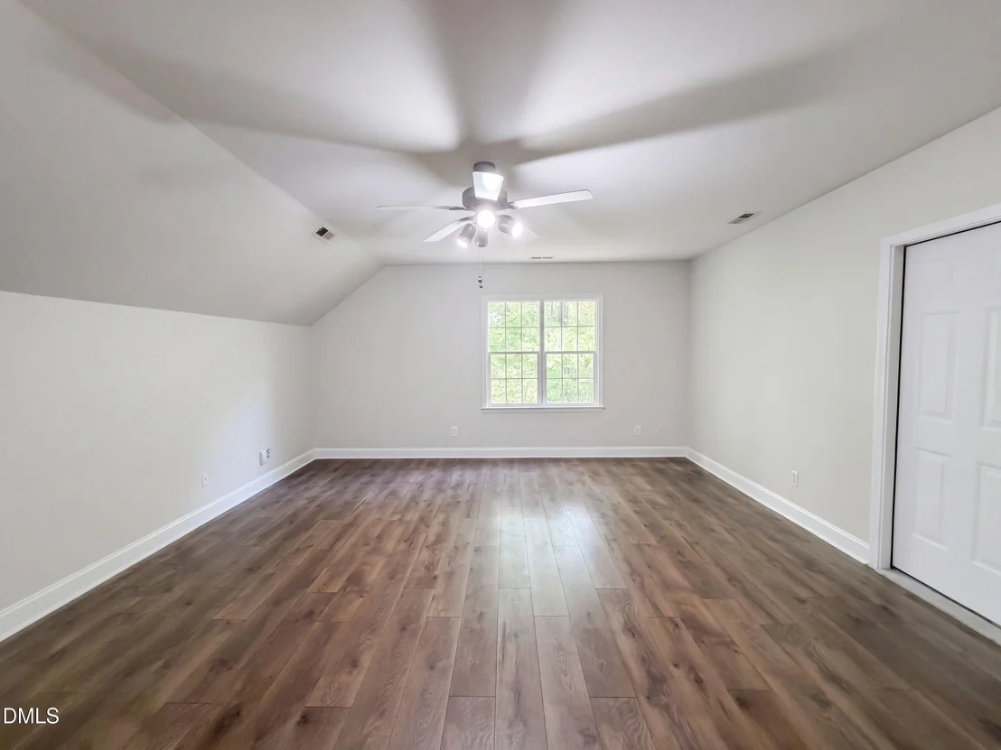 Photo of 1202 Lansing Avenue