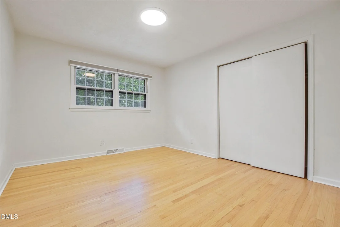 Photo of 6424 Amhurst Road