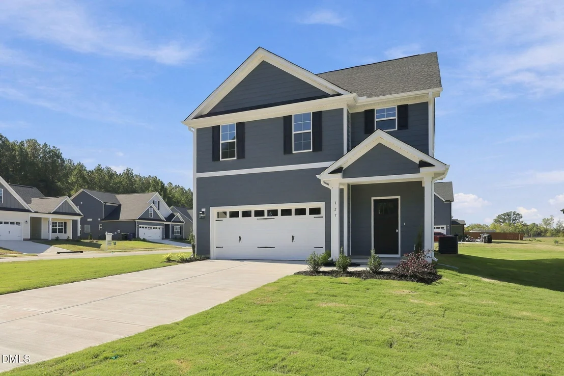 Photo of 127 Grinnell Loop