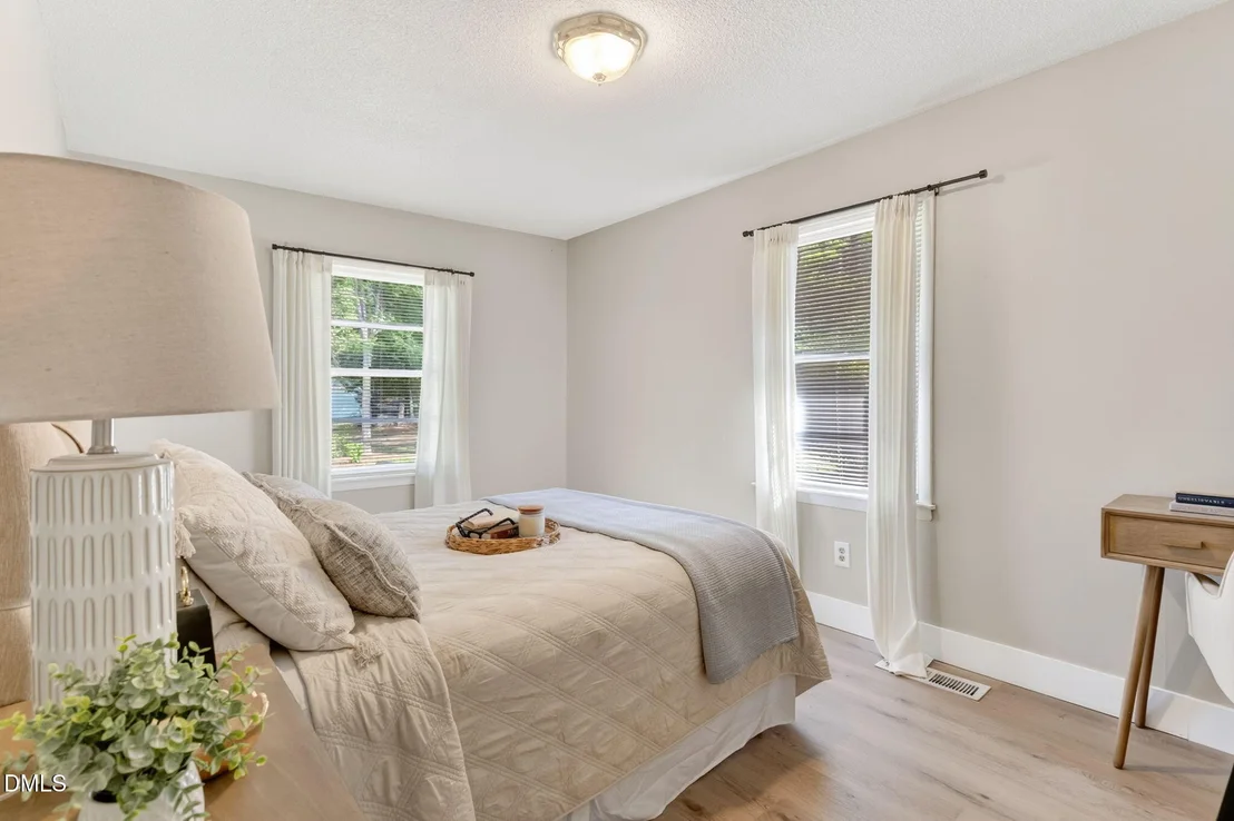Photo of 10166 Buffalo Road