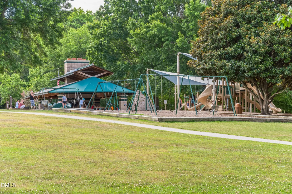 Photo of 129 Fablewood Trail