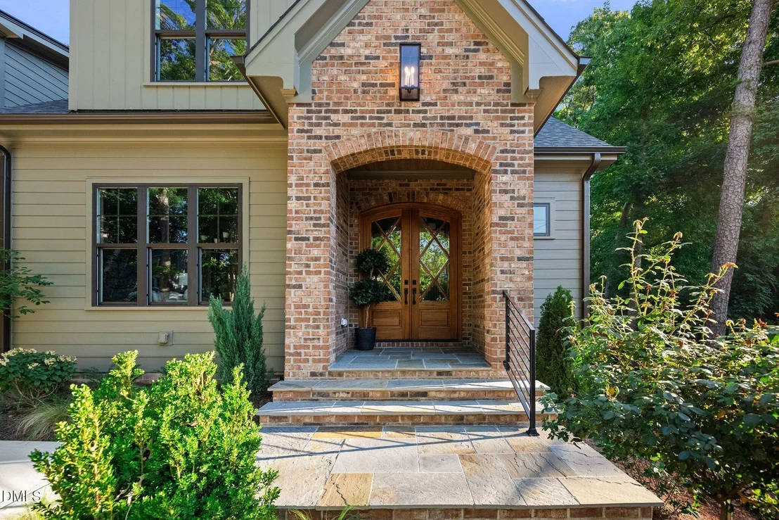Photo of 605 Ridgecrest Road