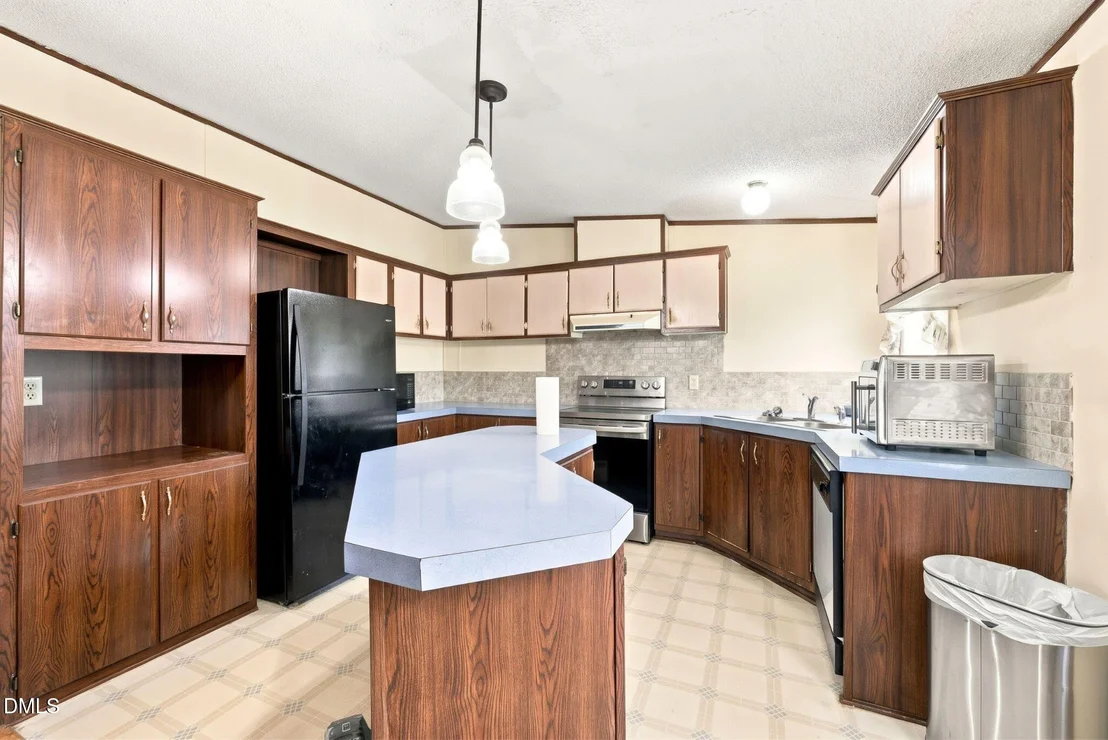 Photo of 175 Sun Oaks Court