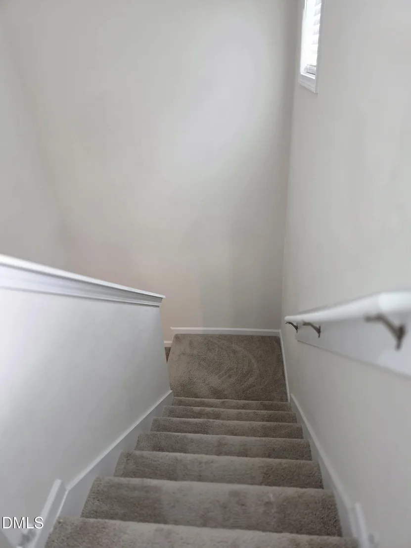 Photo of 824 Old Angus Lane