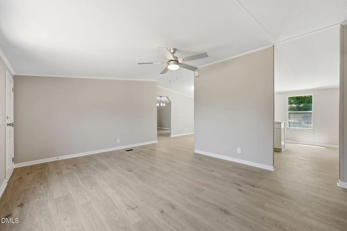 Photo of 733 Lemay Lane