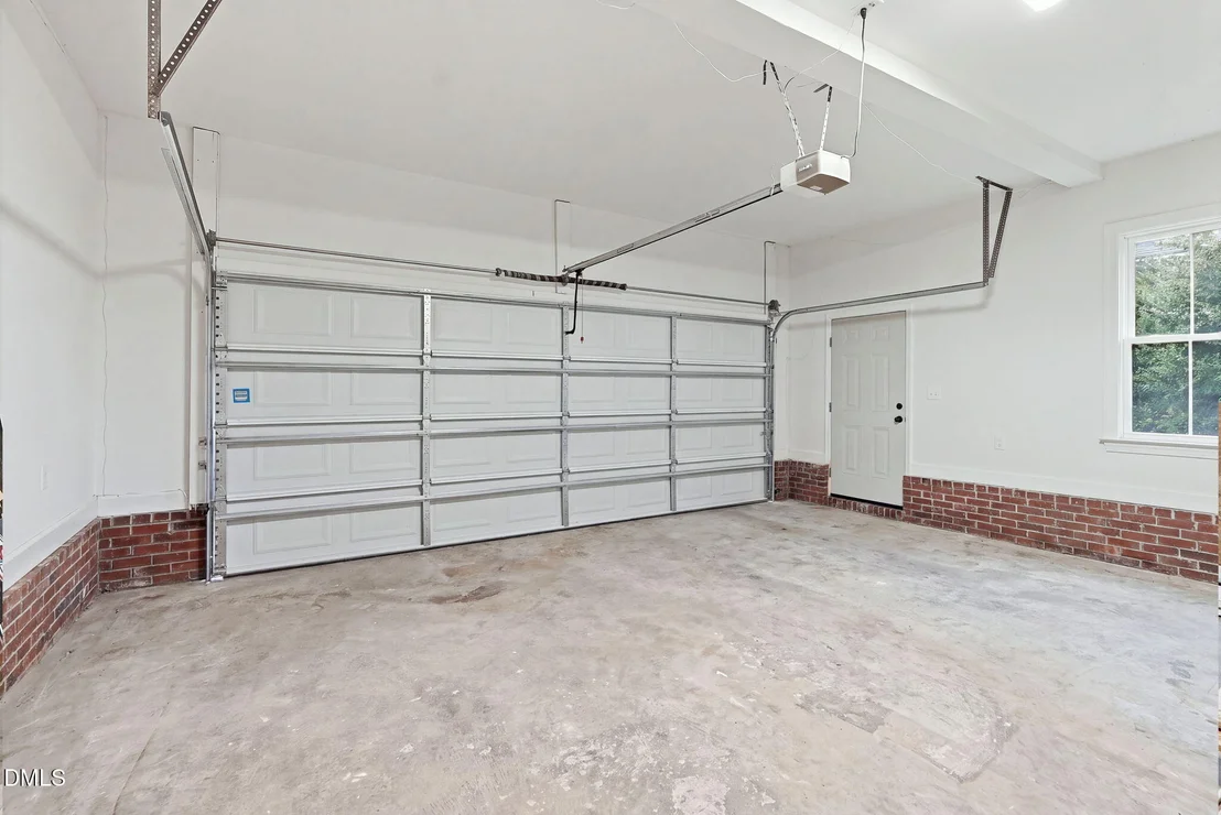 Photo of 1825 Thorpshire Drive