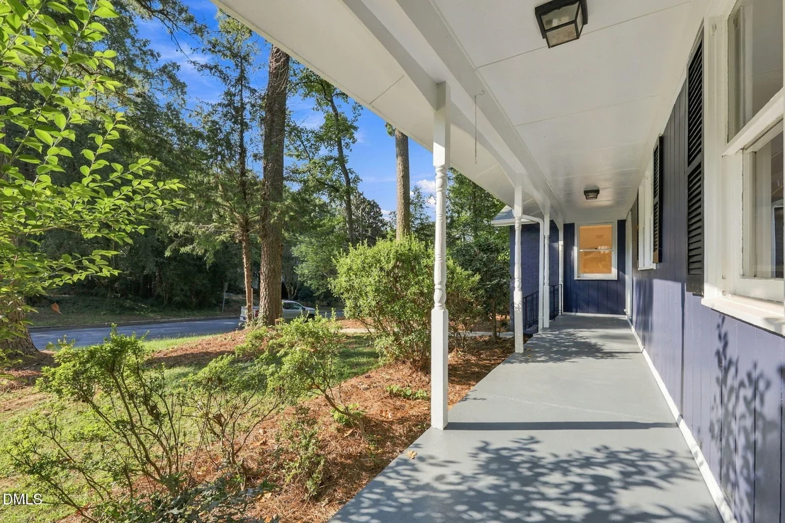 Photo of 404 Longleaf Drive