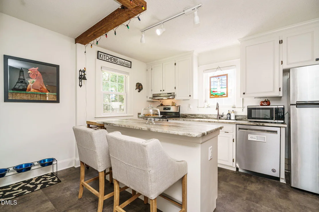 Photo of 316 W Parrish Drive