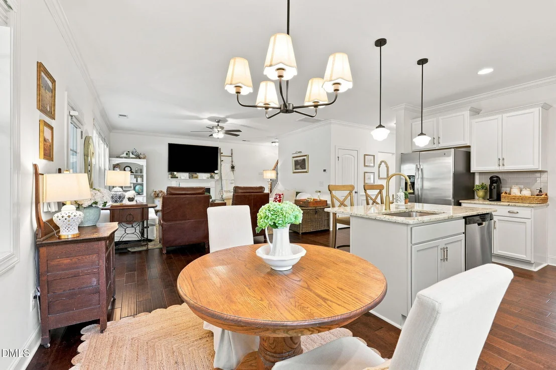 Photo of 8013 N Pine Shadows Drive