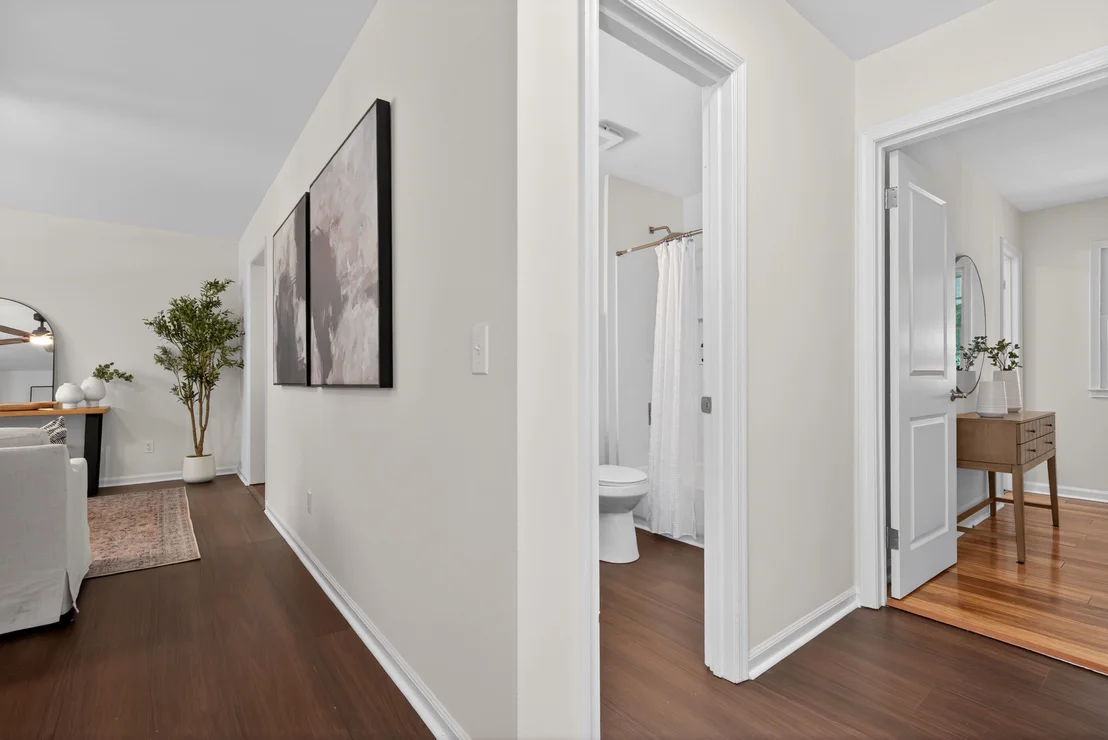 Photo of 7604 Longstreet Drive
