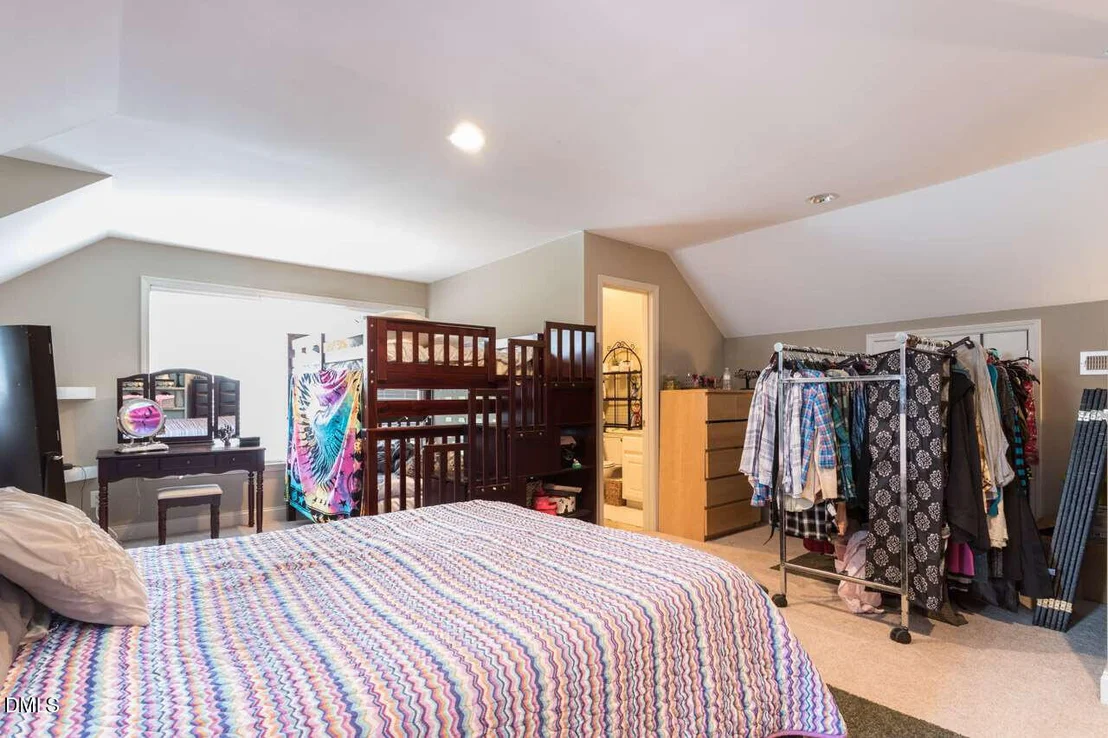 Photo of 492 Tomahawk Drive