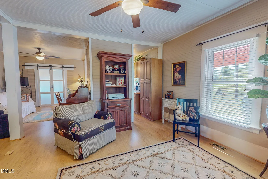 Photo of 870 Morton-Pulliam Road