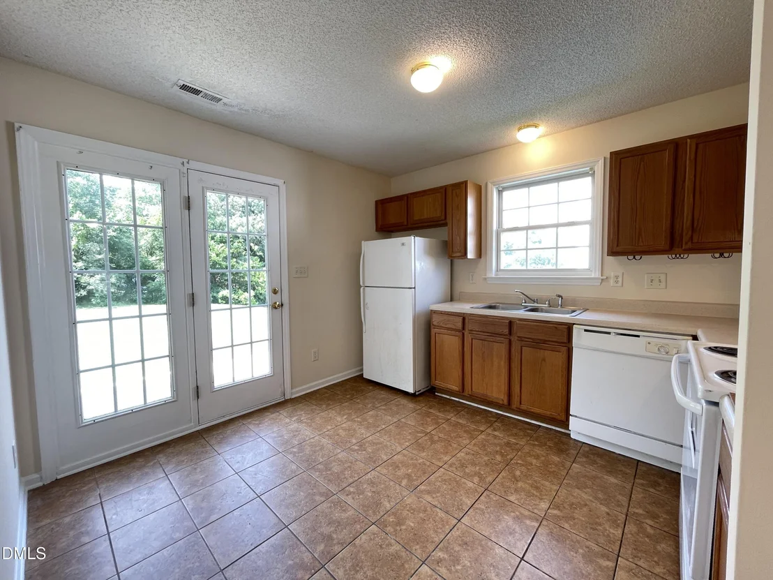 Photo of 816 Elkhart Drive