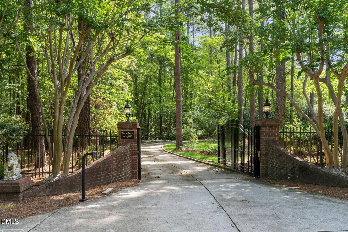 Photo of 5420 Deer Forest Trail