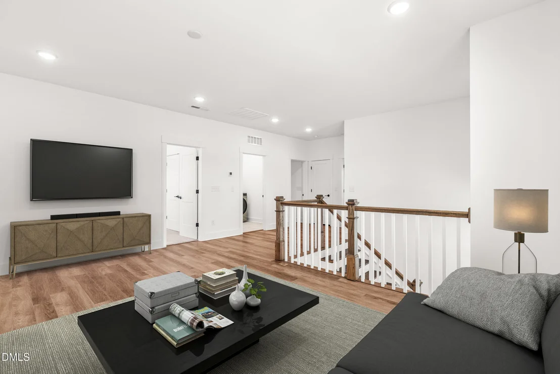 Photo of 2135 Leo Drive