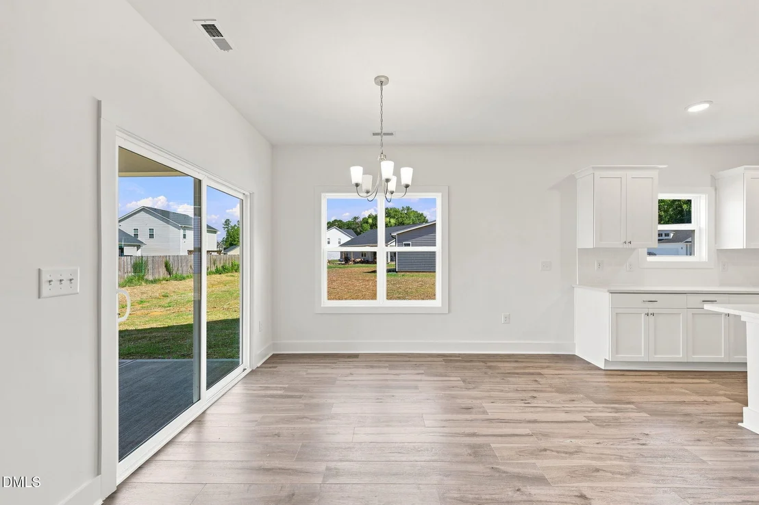 Photo of 30 Loganberry Avenue