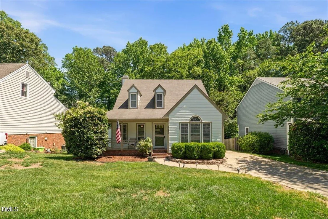 Photo of 1413 Greenside Drive