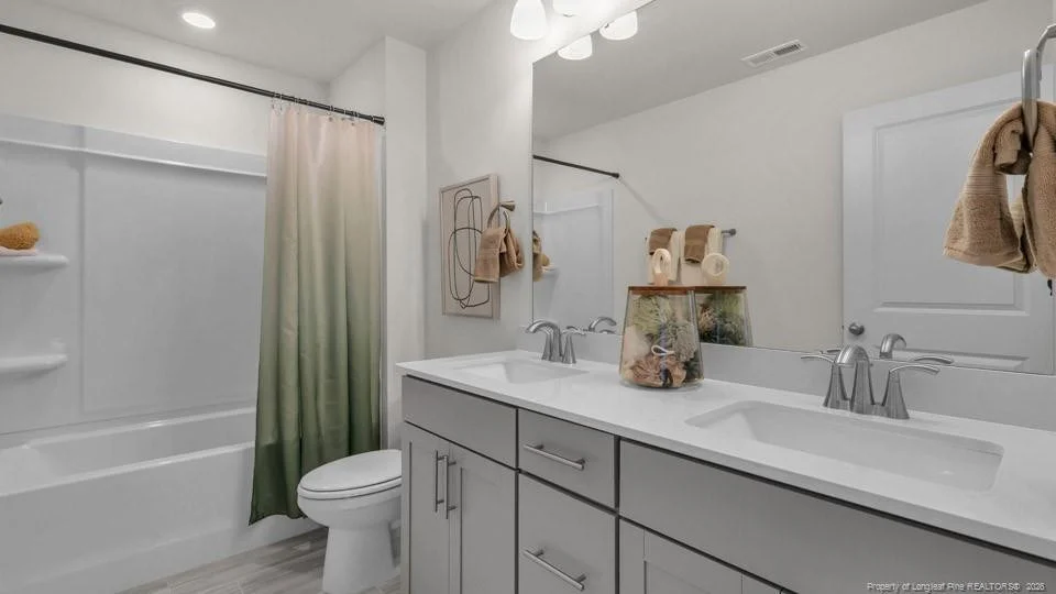 Photo of 1025 Martin Farms Boulevard