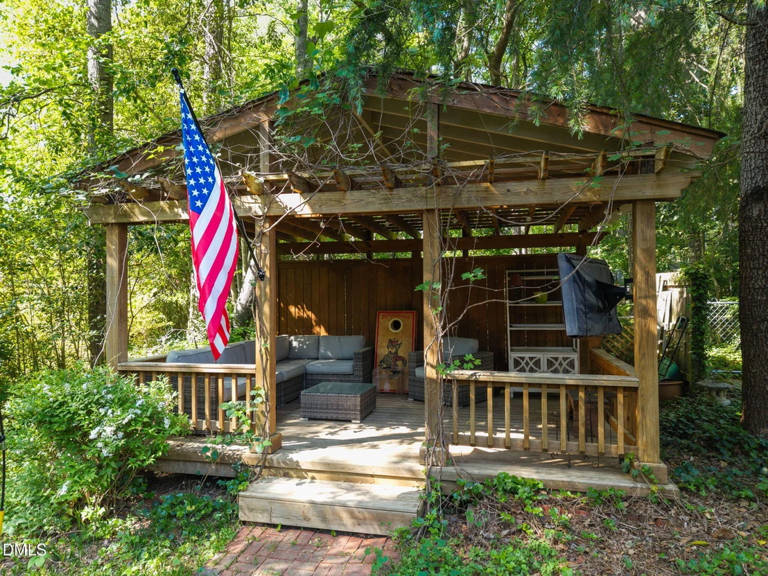 Photo of 809 Lake Boone Trail