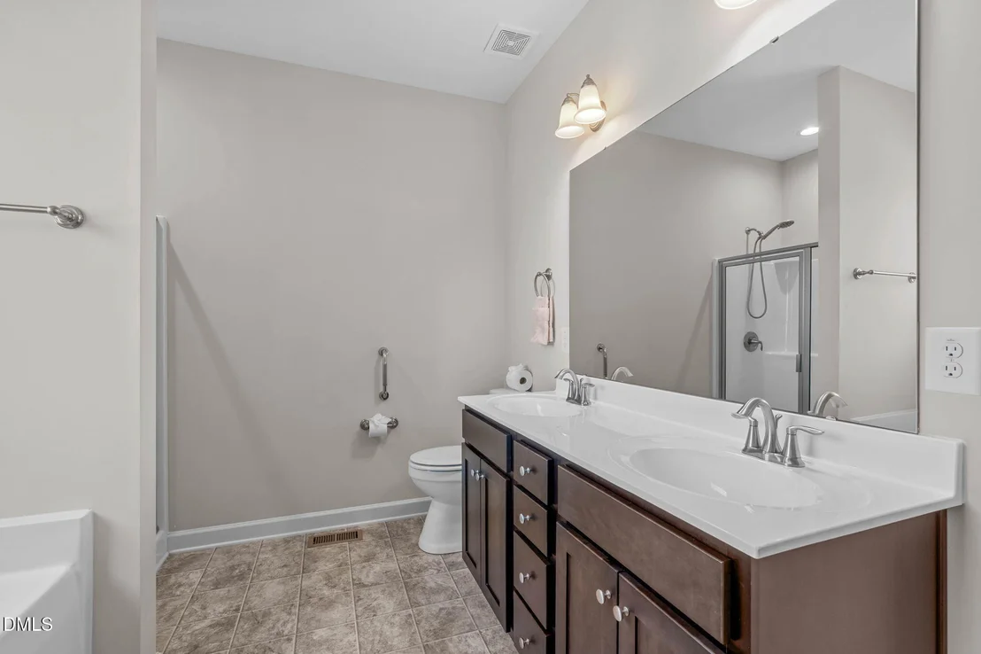 Photo of 324 Lasswade Court