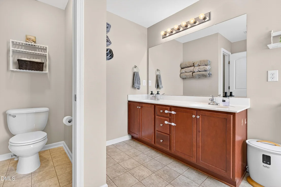 Photo of 2546 Covington Loop