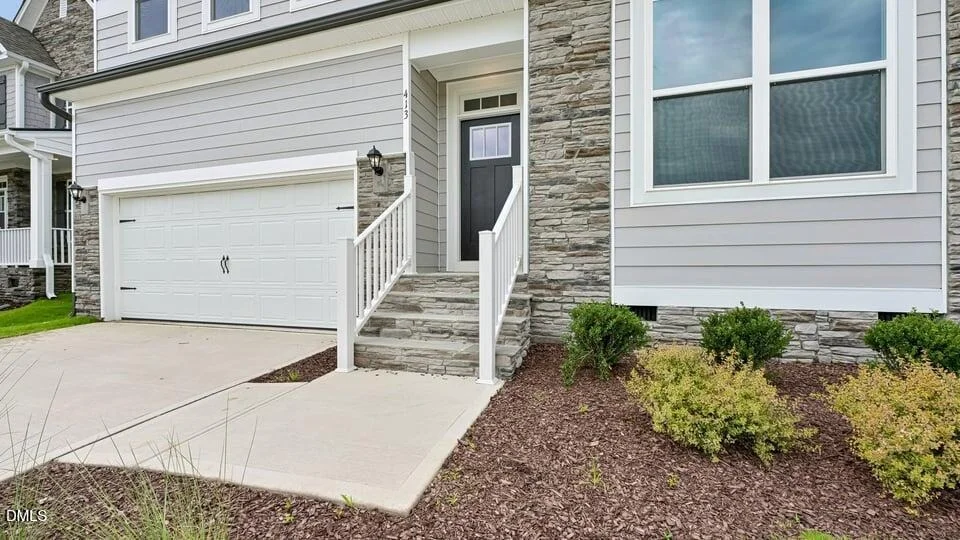 Photo of 413 Falls Bluff Drive