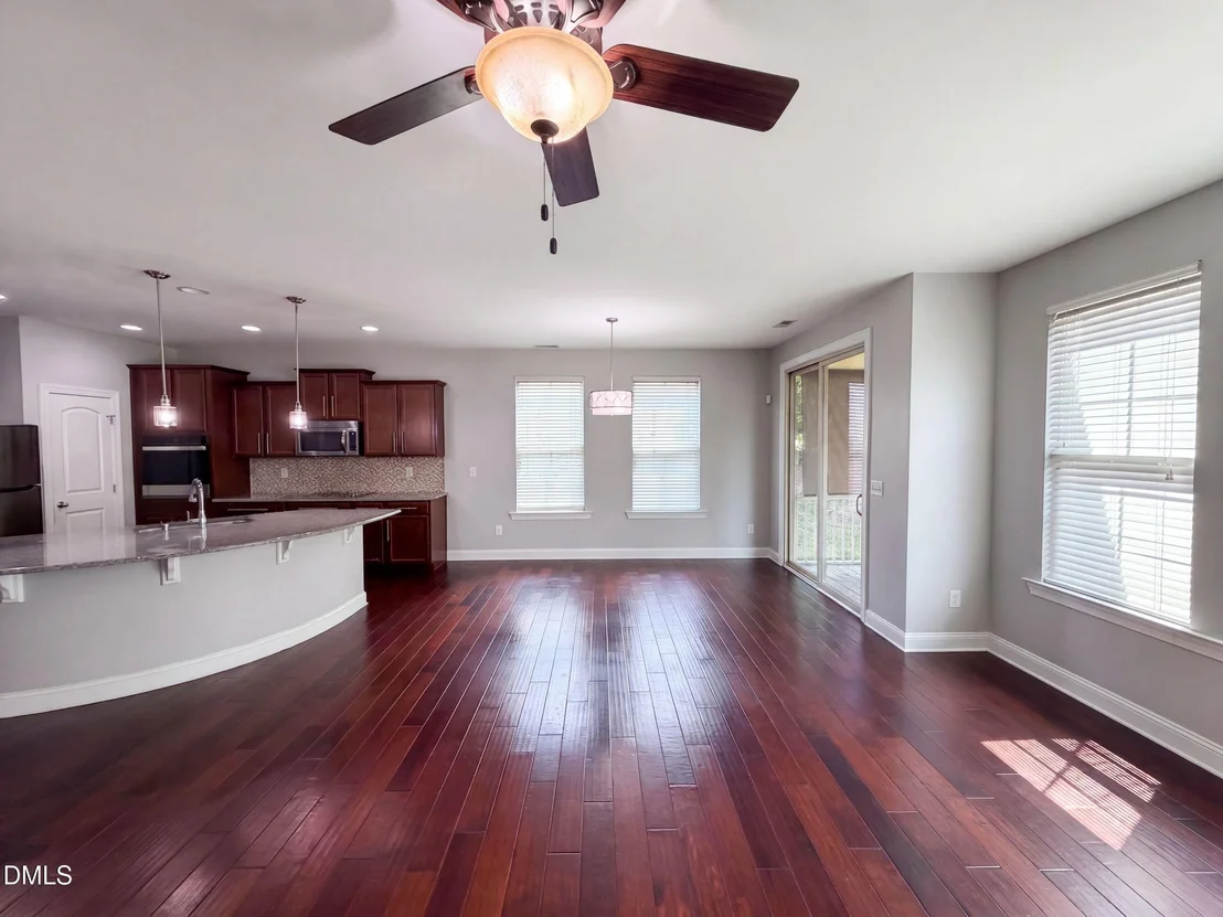 Photo of 1304 Litchborough Way