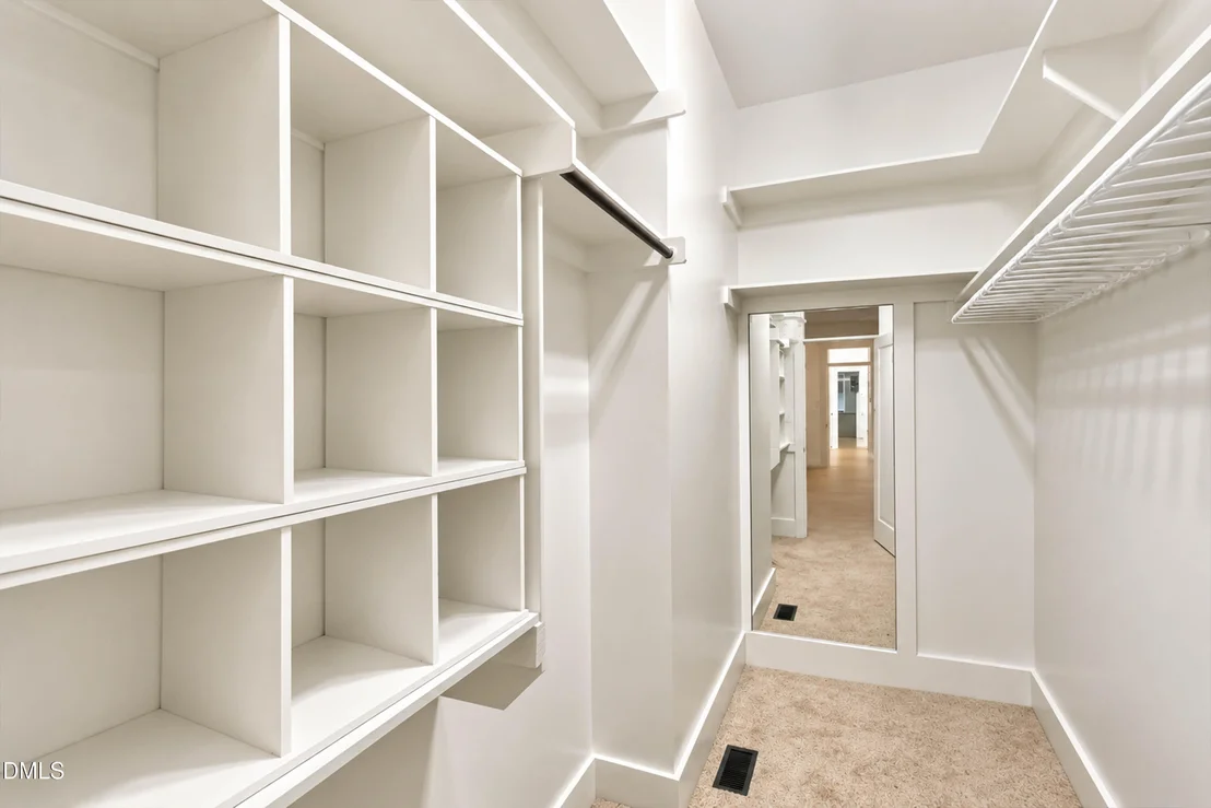 Photo of 90 Ellen Circle