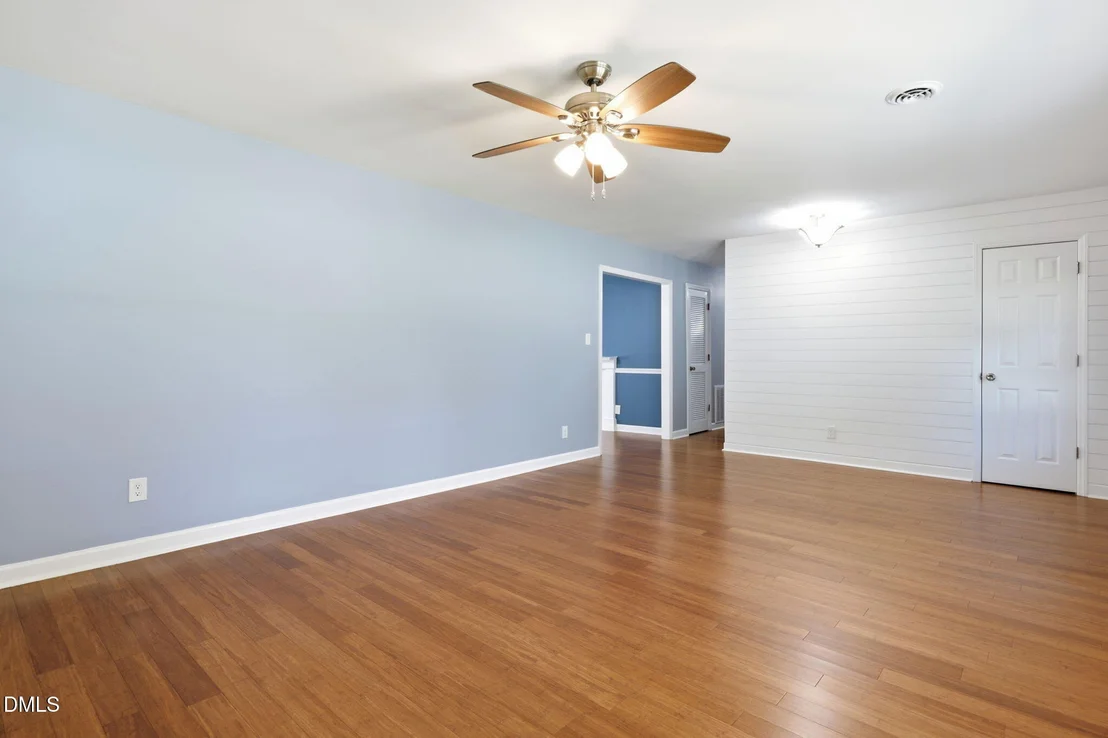 Photo of 2800 Davie Drive