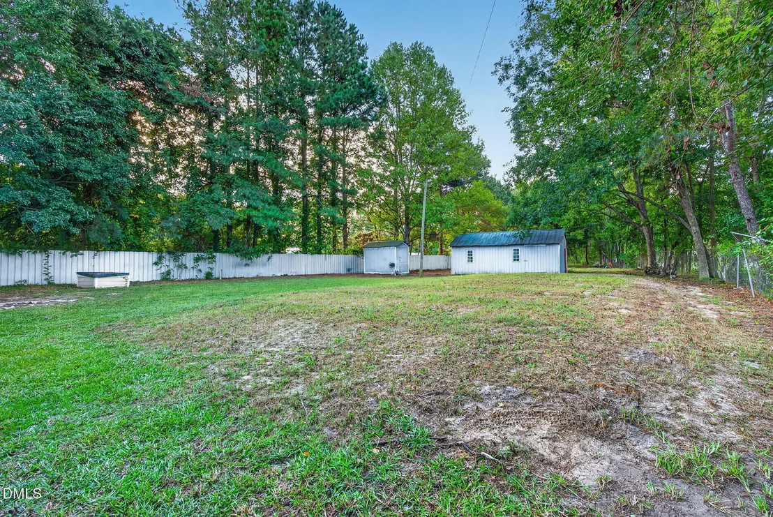 Photo of 935 Maynard Road