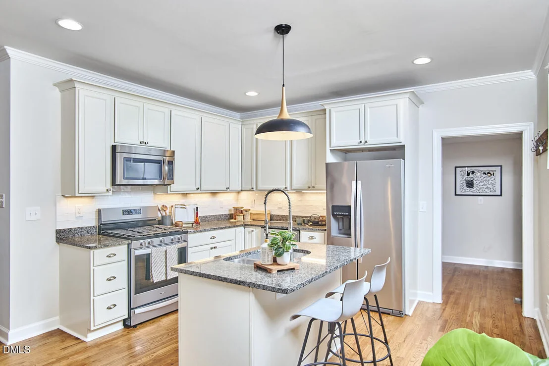 Photo of 2203 Chapel Hill Road