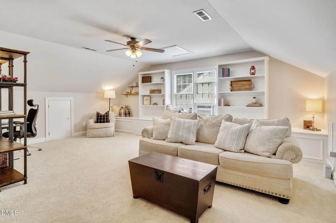 Photo of 1004 Town Side Drive