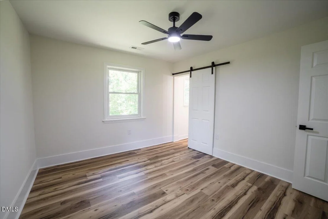Photo of 906 Circle Drive