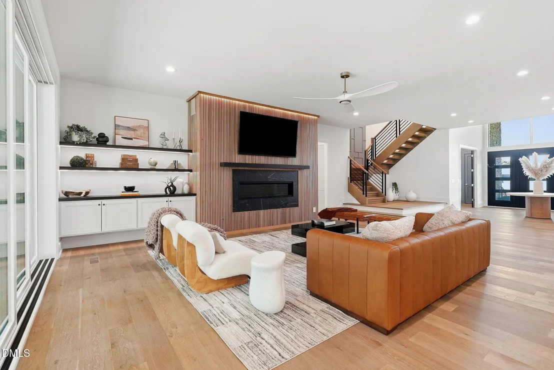 Photo of 213 Westhampton Drive