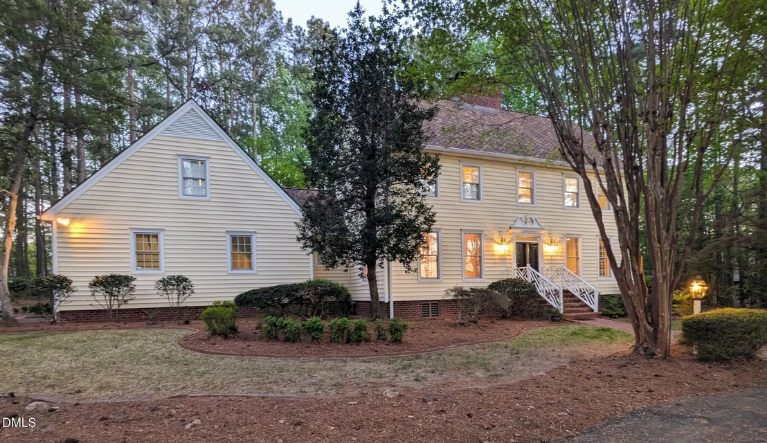 Photo of 4901 Stoneridge Drive