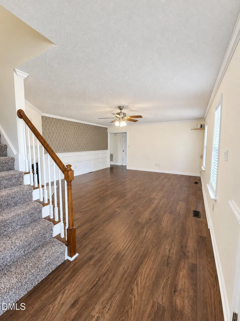 Photo of 1025 Feldmen Drive