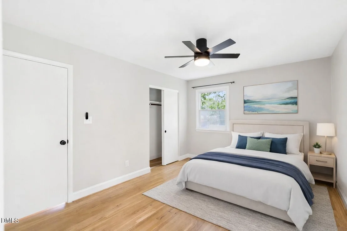 Photo of 412 Pinecroft Drive