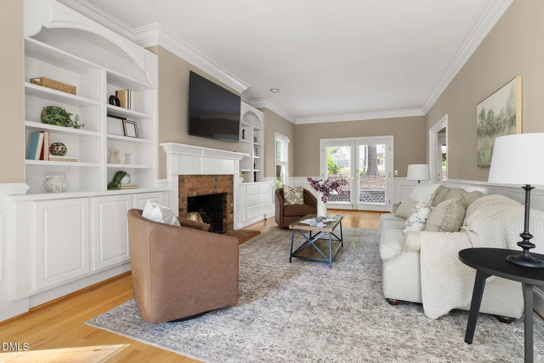 Photo of 2204 Meade Lane