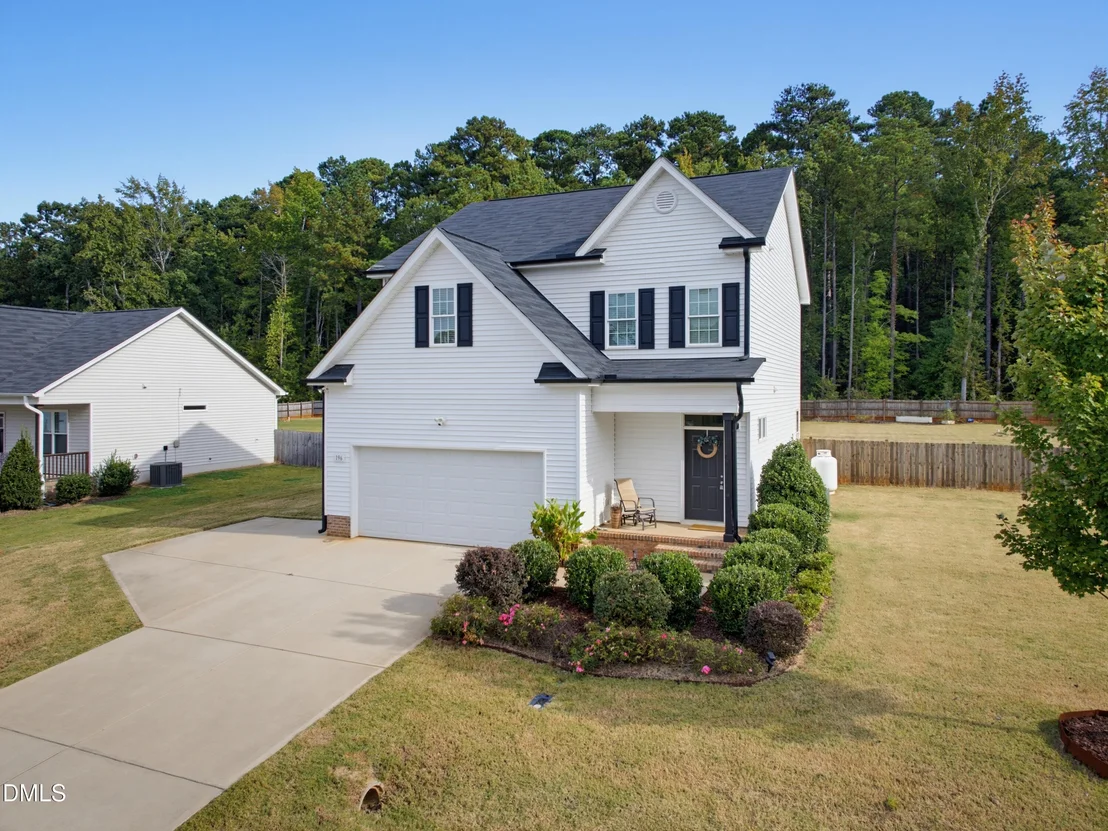 Photo of 196 Silverleaf Drive Drive