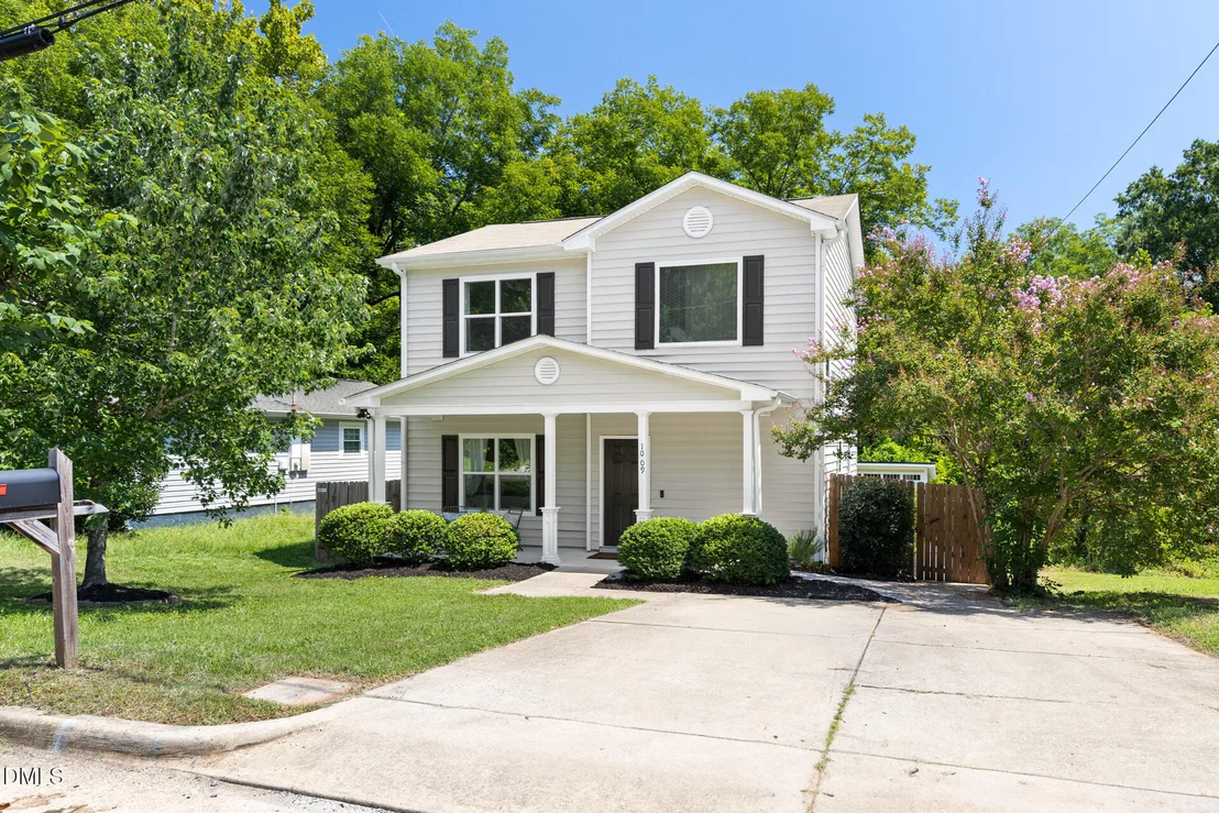 Photo of 1009 Rock Street