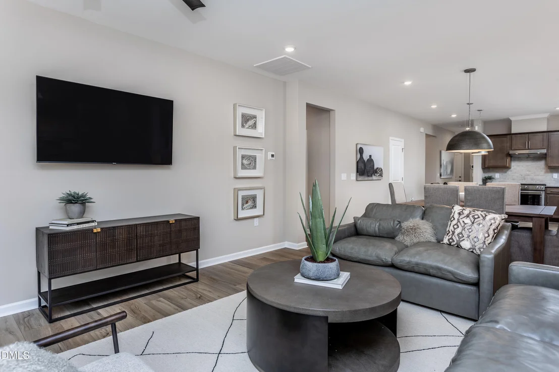 Photo of 941 Steeplechase Boulevard