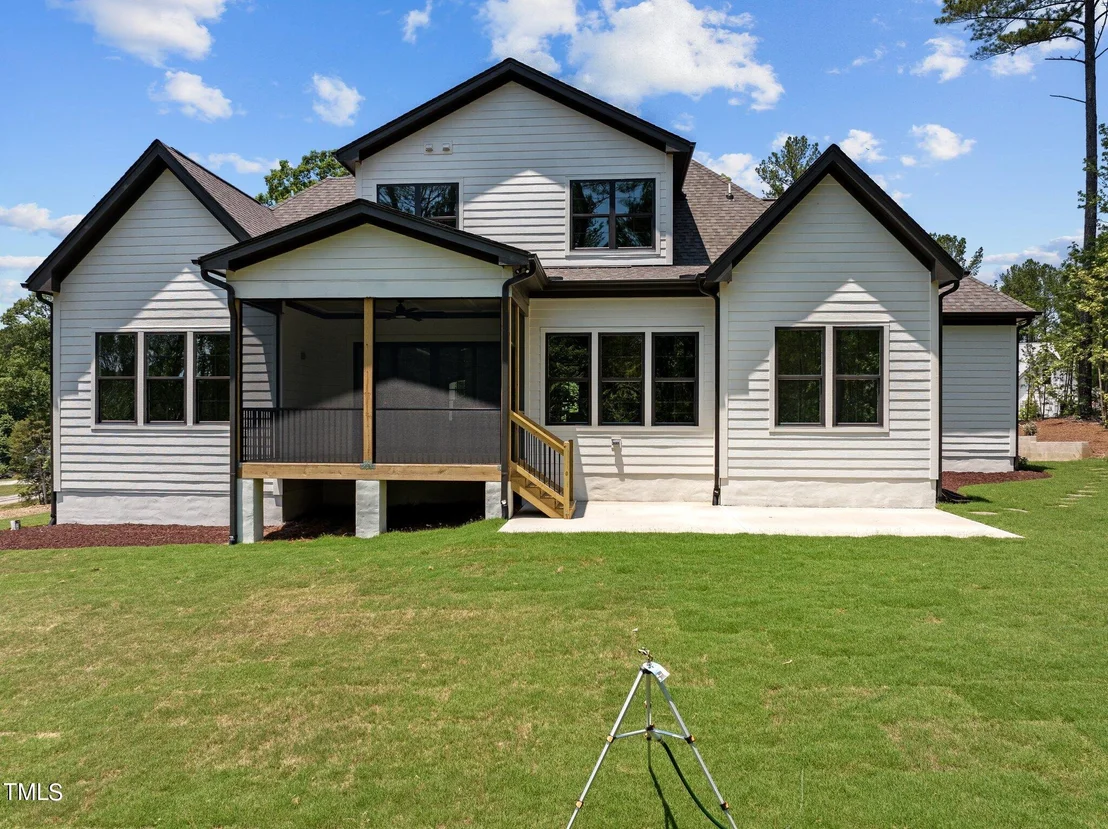 Photo of 1120 Springdale Drive
