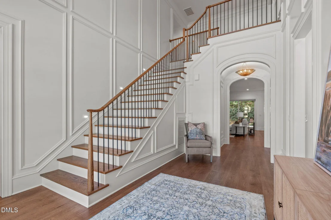 Photo of 6832 Greystone Drive