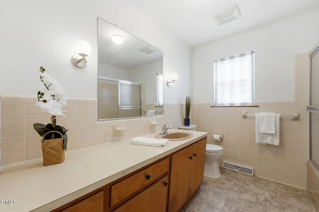 Photo of 333 Moser Street