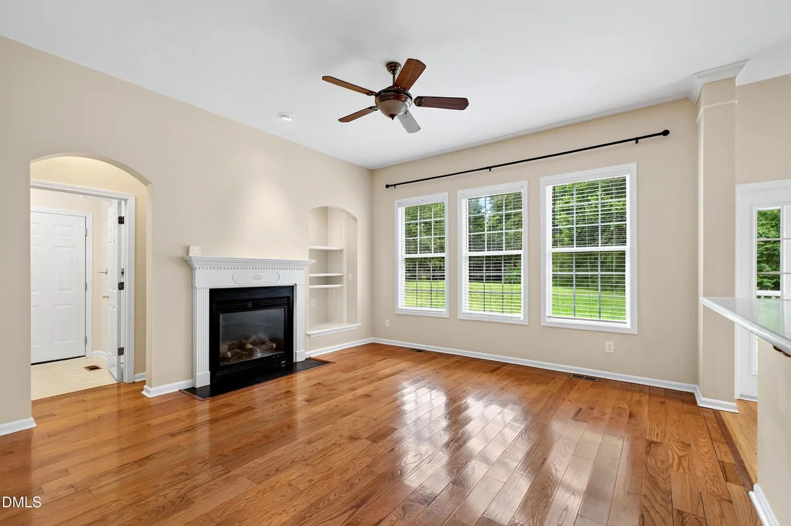 Photo of 118 N Fields Circle