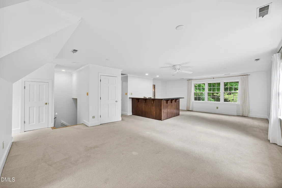 Photo of 1901 Aurora Drive