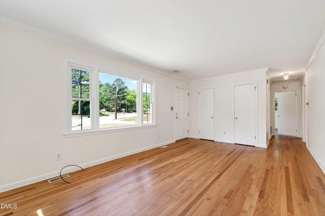 Photo of 2467 Milburnie Road